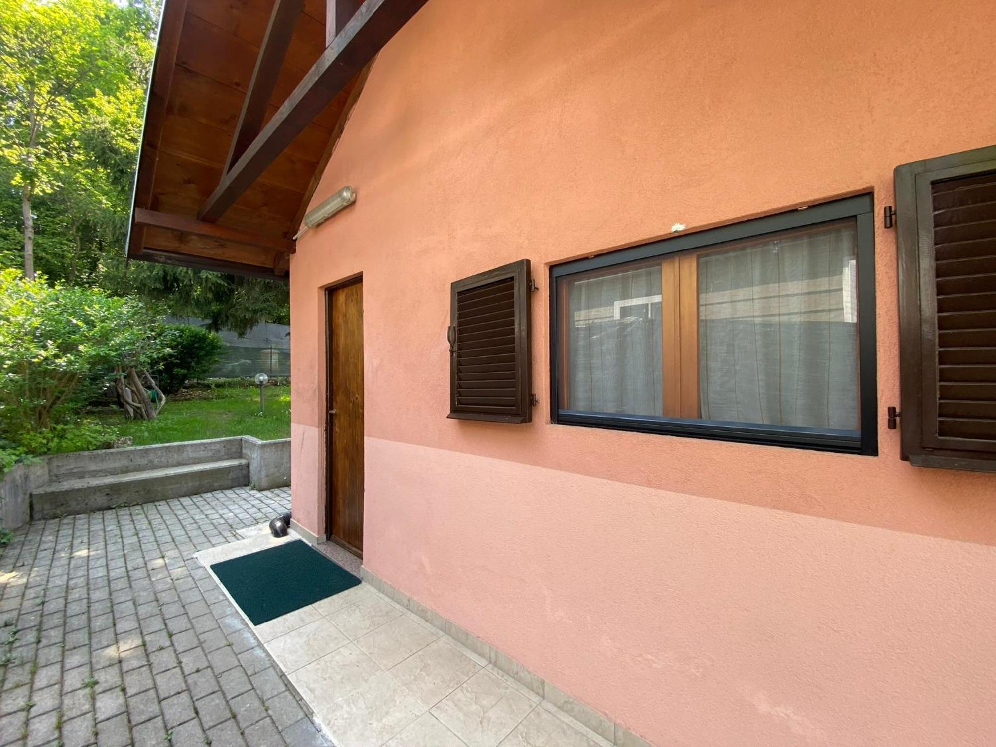 Camping Montorfano Exterior photo
